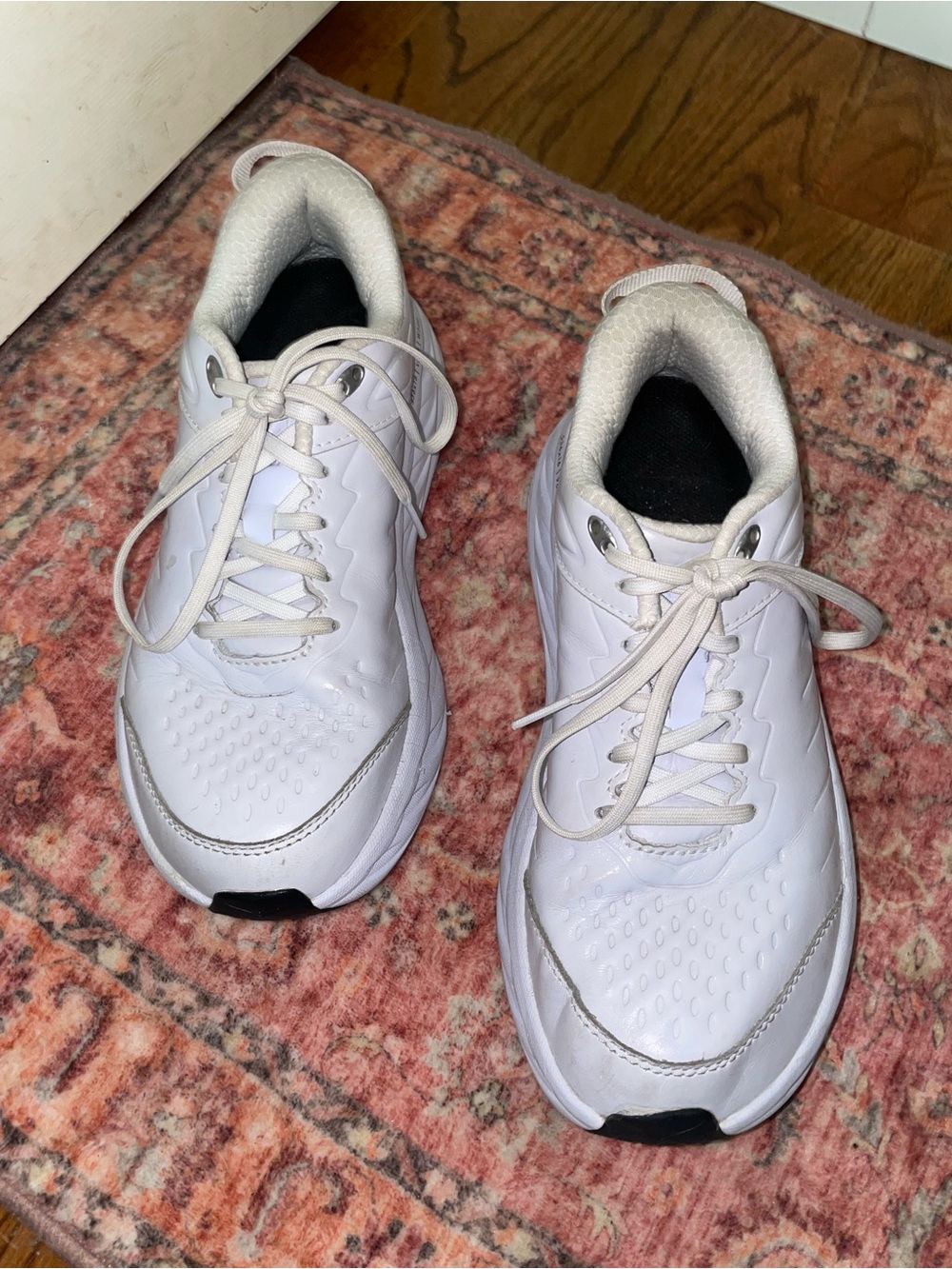 Hoka All-White Bondi SR